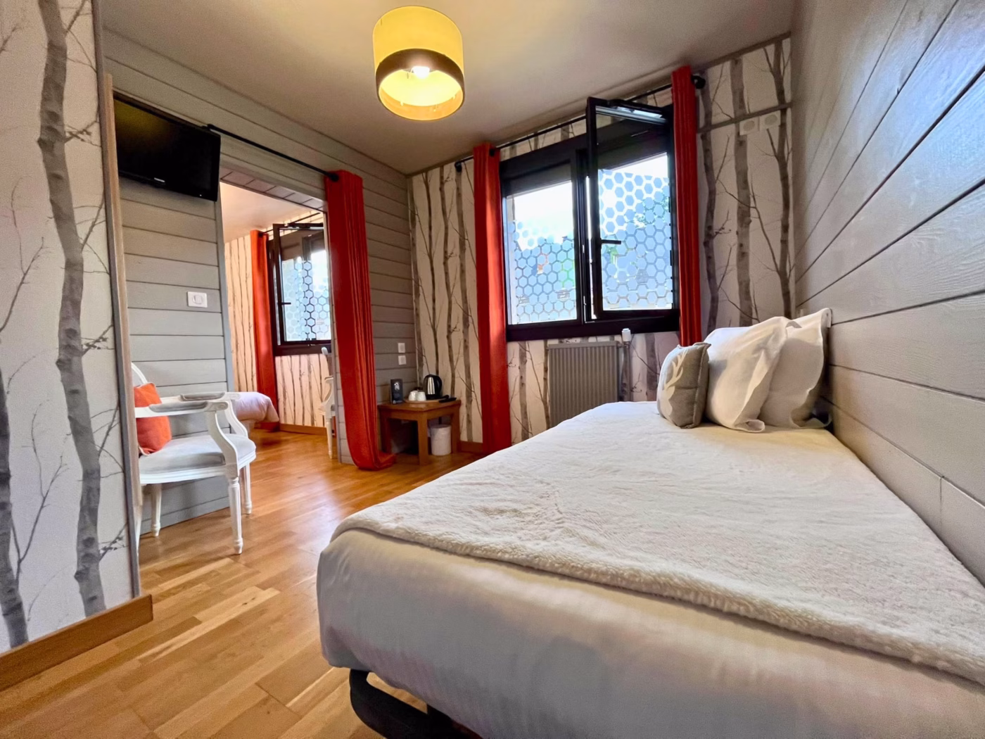Chambre triple spacieuse pour 3 personnes – Hôtel La Rencluse à Saint-Mamet